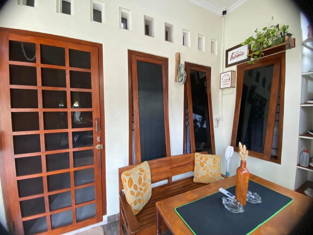 Coliving Jogja Sweet Home Kost Lengkap Di Jogjakarta エクステリア 写真
