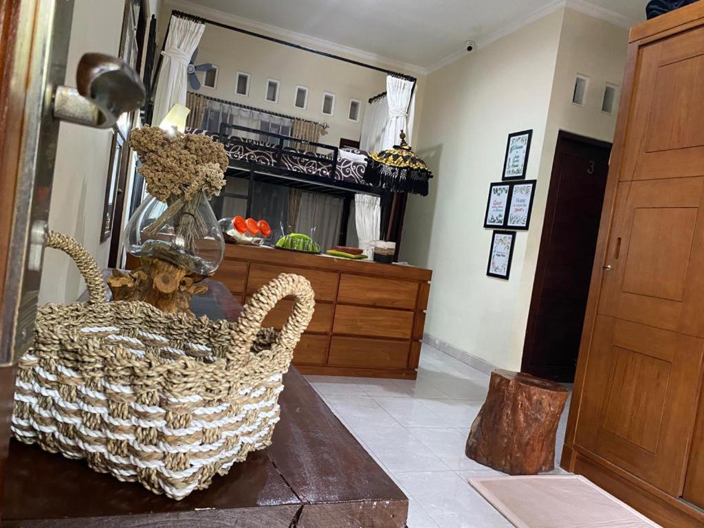 Coliving Jogja Sweet Home Kost Lengkap Di Jogjakarta エクステリア 写真