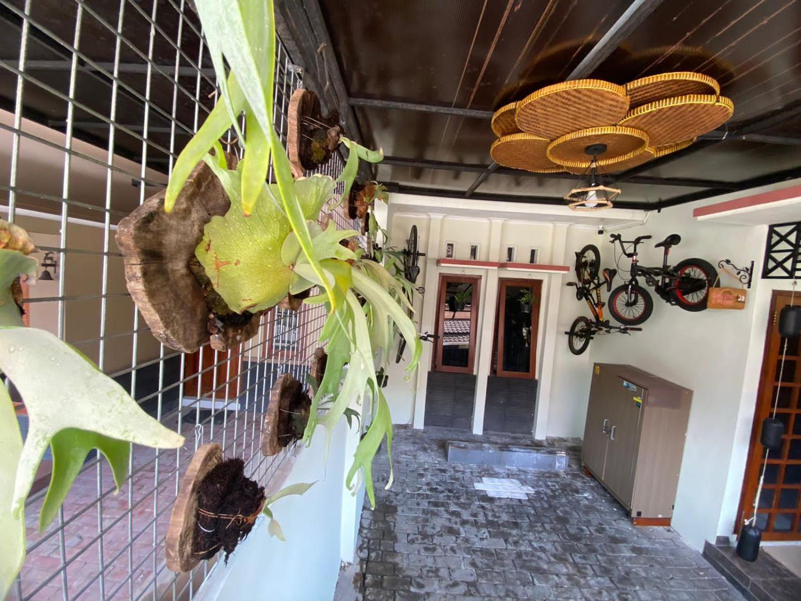 Coliving Jogja Sweet Home Kost Lengkap Di Jogjakarta エクステリア 写真