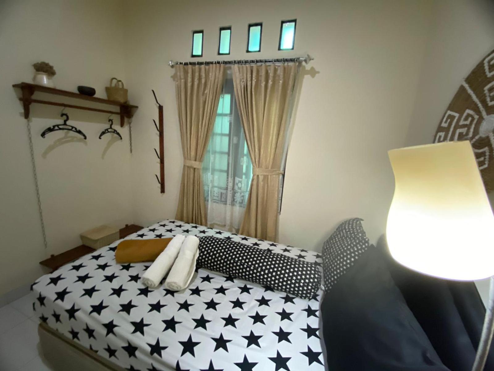 Coliving Jogja Sweet Home Kost Lengkap Di Jogjakarta 部屋 写真